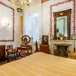 Storico Apartment
