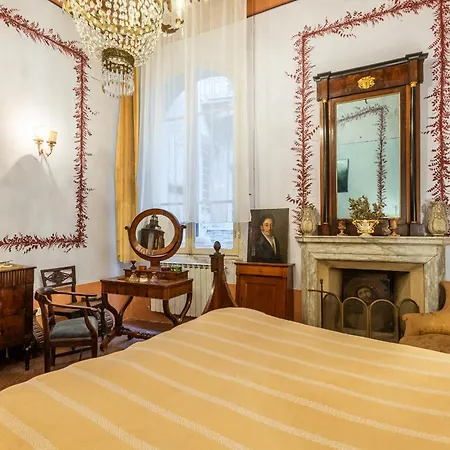 Storico Apartment
