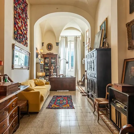 Storico Apartment
